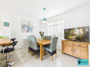 Dining Area - click for photo gallery